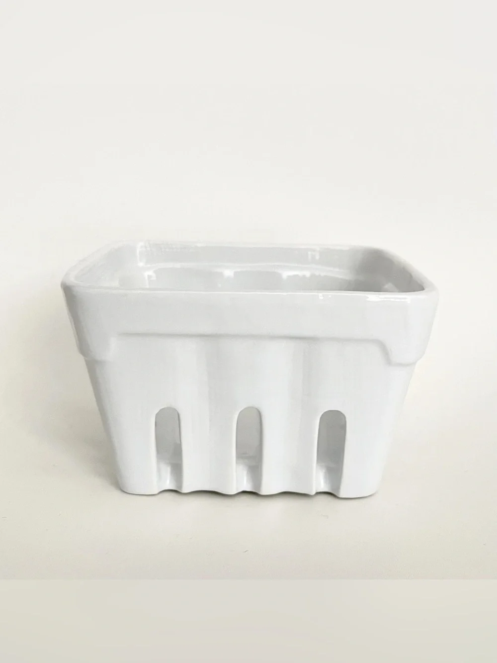 Pier 1 Imports Stoneware Ceramic Berry Basket White Square 4.5 inch Strawberry
